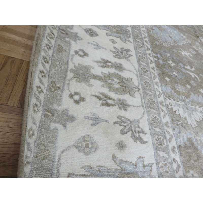 Tapis ivoire / gris noué à la main 10 pi 2 po x 13 pi 10 po Dipak Oushak