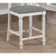 Chaises de salle à manger à hauteur de comptoir 2 pièces, cadre gris antique blanc rustique, structure en bois massif, coussins en tissu gris, pieds tournés, paire de chaises à dossier 2 pièces, et chaises en bois