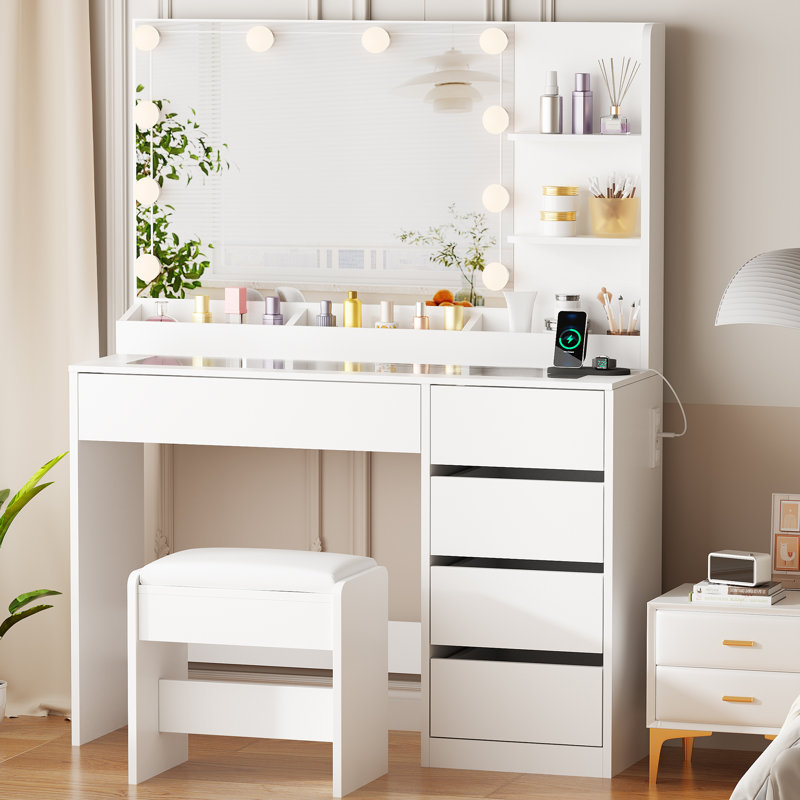 Eglinton Dressing Table