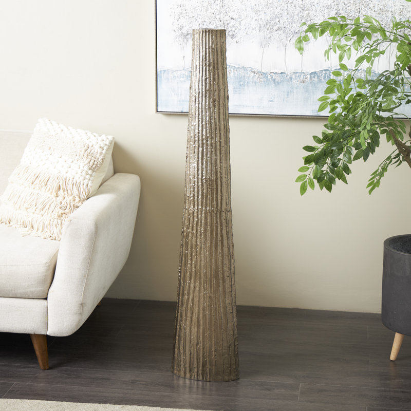 Vase en métal plat en aluminium avec crêtes texturées Jennalyn, H 48,2 po x l 10 po x P 5 po