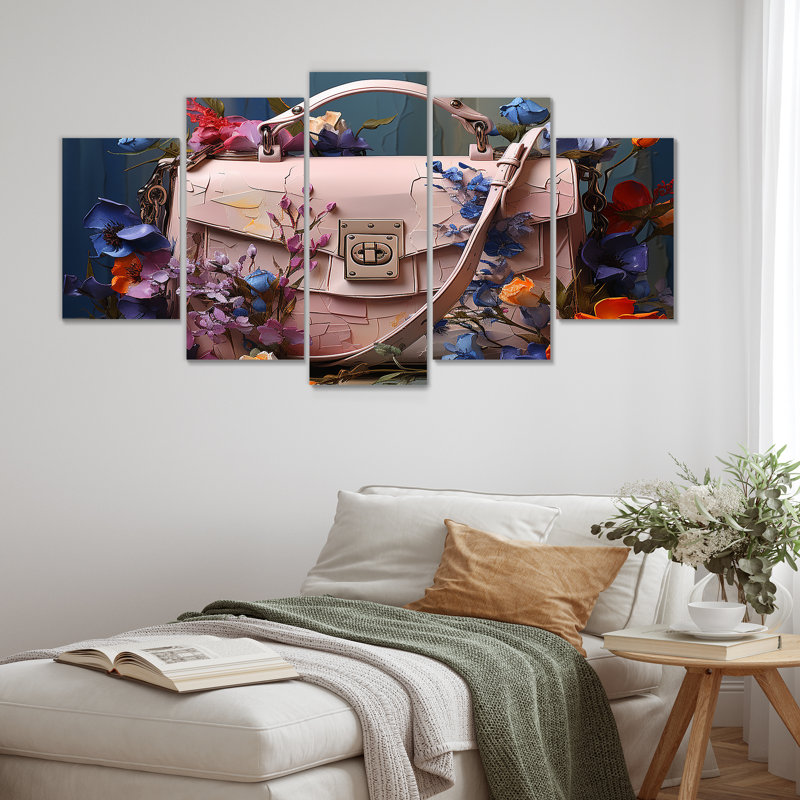 Sac à main rose silhouette emblématique