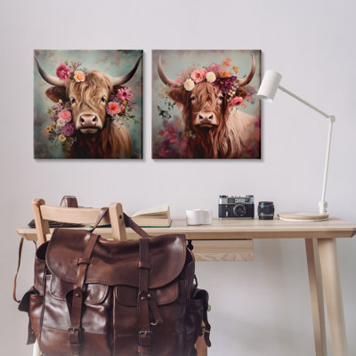 «Highland Cow Field Flower Crown», ensemble de 2 toiles d'art sur toile par Irena Orlov