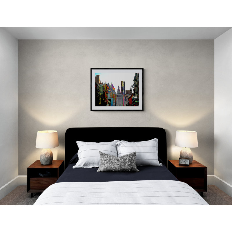 «Lower Manhattan» par Diana Moya - impression, H 25,25 po x l 31,25 po, Papier avec cadre noir