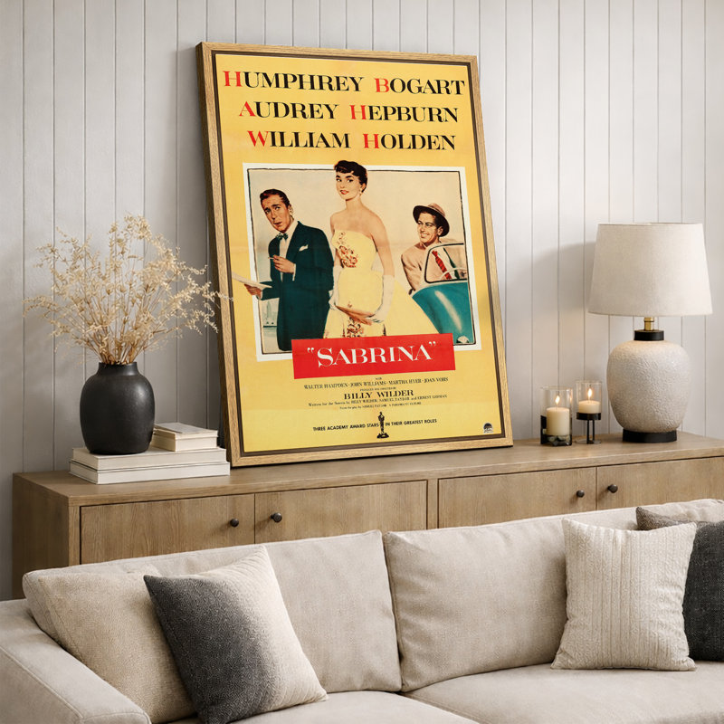 Affiche de Sabrina, H 24 po x l 16 po x P 1,5 po, Cadre flottant naturel