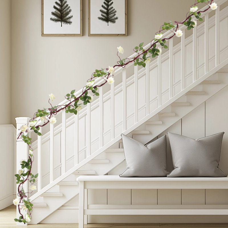 Guirlandes de roses artificielles, Blanc