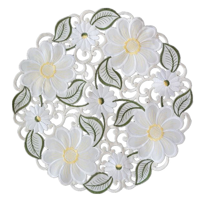 Napperon à marguerites, l 16 po x L 16 po