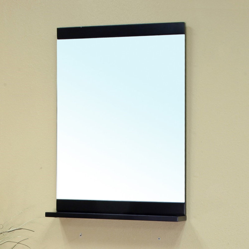Miroir de salle de bain avec tablettes