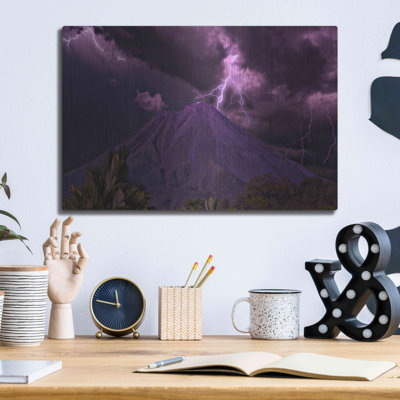 Ebern Designs «Lilac Volcano» par Inconnu, art mural en métal