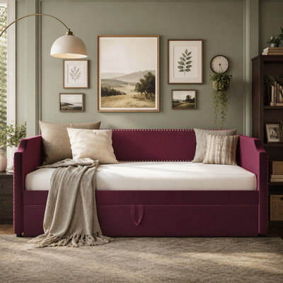 Upholstered Daybed with Pop-Up Trundle