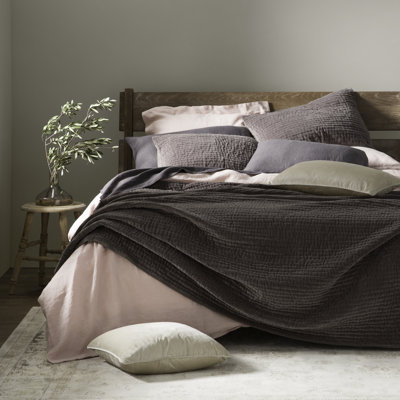 Chambord Cotton Quilt Set