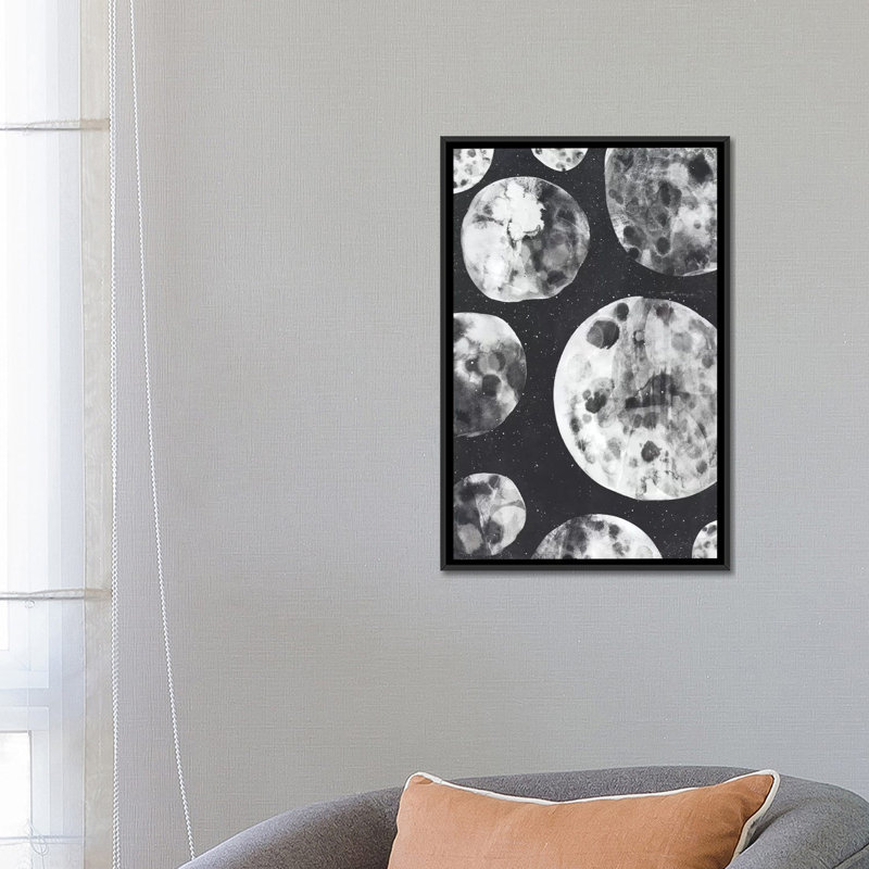 « moons », impression sur toile tendue, H 26 po x l 18 po x P 1,5 po, Toile avec cadre noir, Pas de tapis