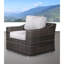 Chaise de patio entièrement assemblée avec coussins