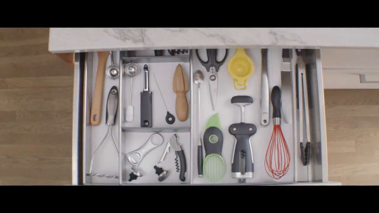 OXO Good Grips Microfiber Slim Duster - Kitchen & Company
