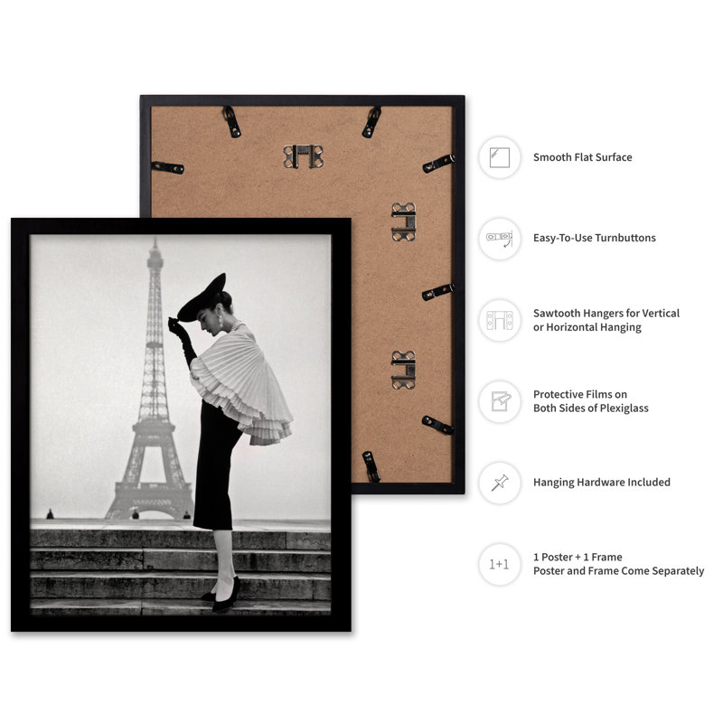 Femme élégante et tour Eiffel, Black Framed, 24"H x 32"W, Poster