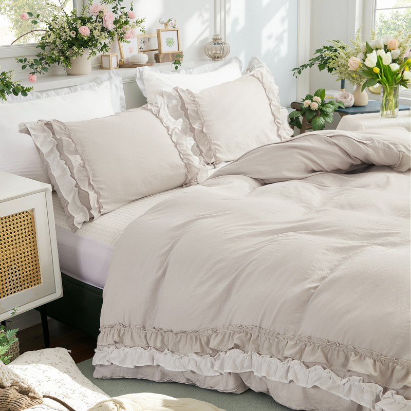 Ensemble d'édredon à volants beige très grand lit Boho, Beige / Blanc, Édredon très grand et 2 taies d'oreiller