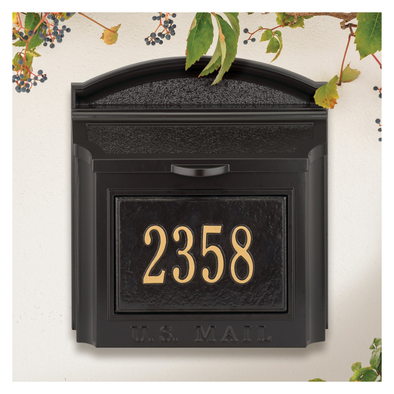 Locking Wall Mounted Mailbox, Black, Yes