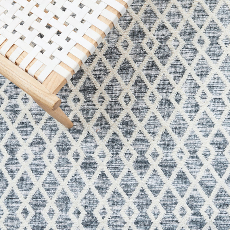 Quiogue Performance Machine Washable Geometric Rug, Rectangle 4' x 6'