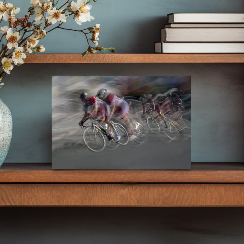 «Dynamic Cycling Motion», impression murale contemporaine, 12" H x 18" W