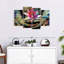 «Lotus Flower In Hand», reproduction sur toile-641623279