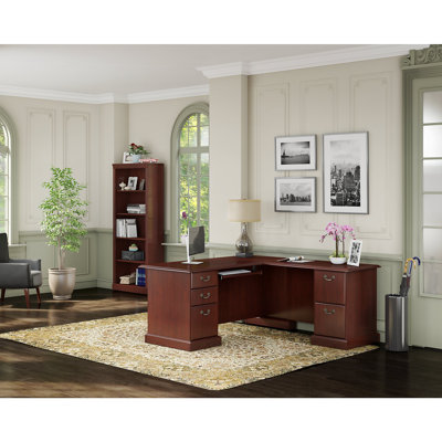 Ensemble de bureau Magomed