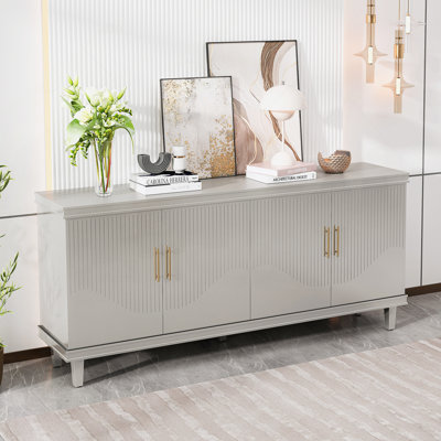 Armoire 70,07 po à 4 portes de grande taille, identique au salon, à la cuisine, à la chambre à coucher et au couloir (champagne)