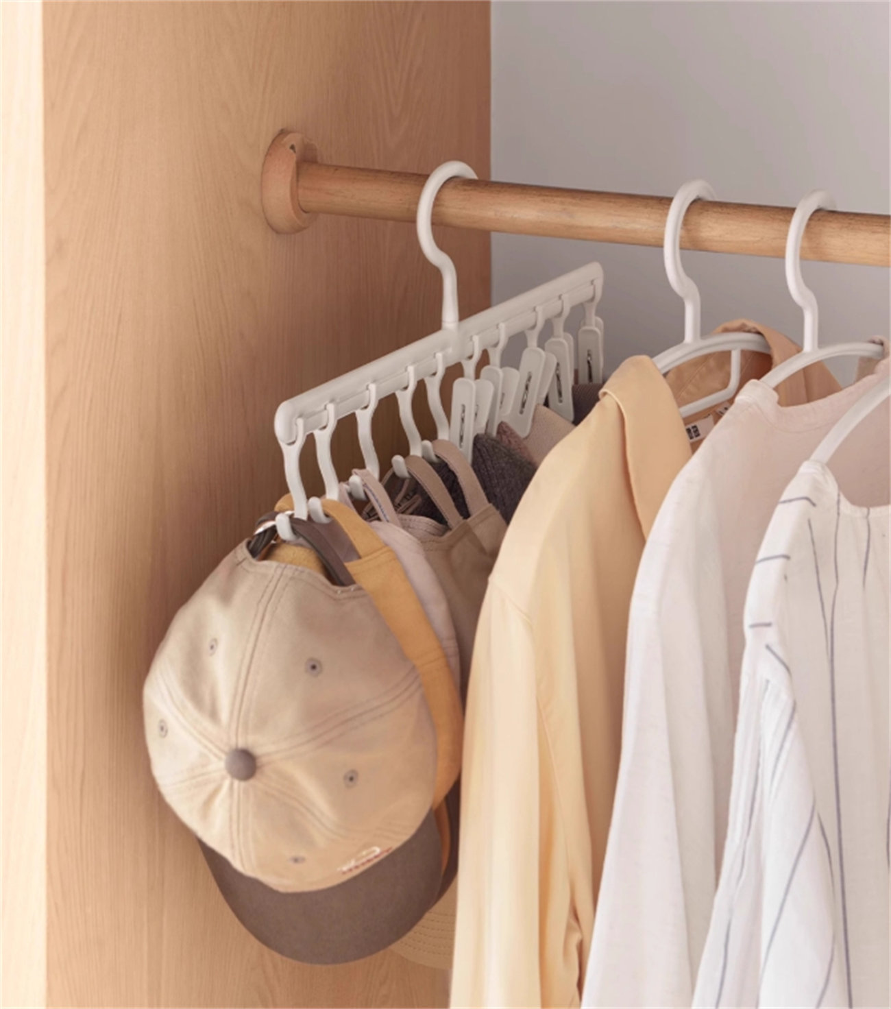 Wooden Hangers Tie Hanger,Tie Organizer For Closet 20 Storage
