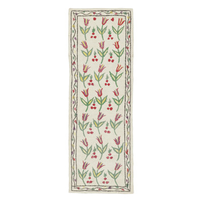 Rug & Kilim’S Suzani-Inspired Kilim Runner, White With Floral Tulip Scrolls