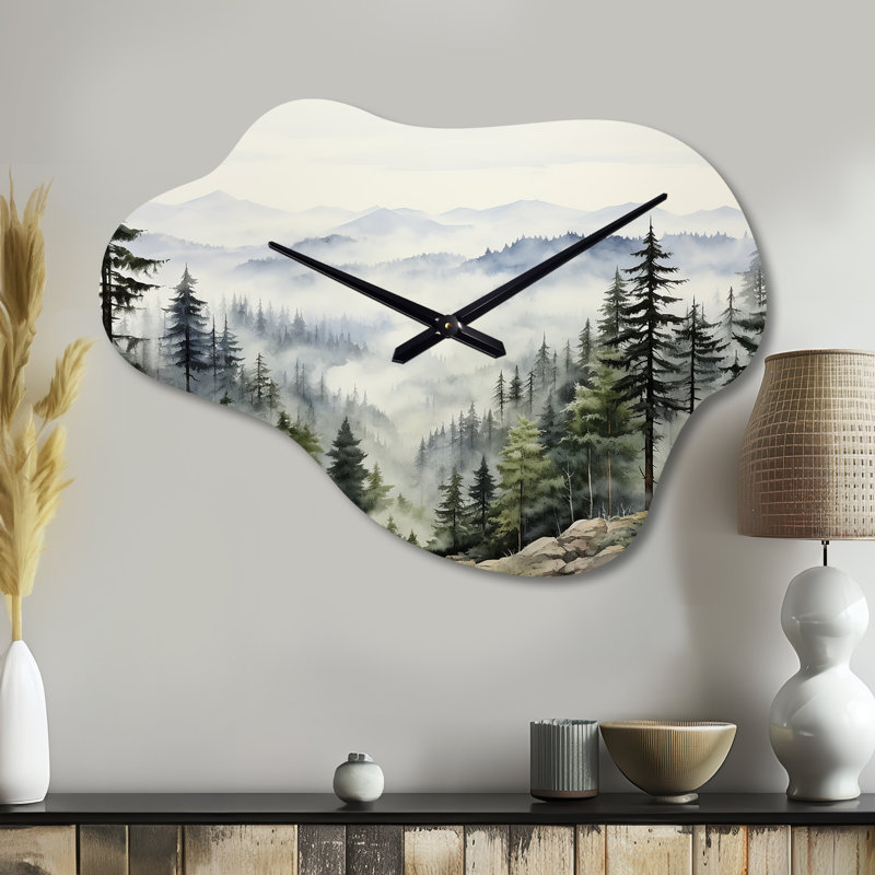 Pine Tree Misty Mountain I - Horloges murales asymétriques en métal pin, horloge murale nuage vert, Grand