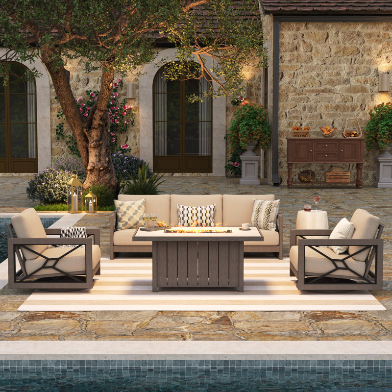 Ensemble de conversation pivotant en aluminium pour patio avec coussins Sunbrella® et table foyer en béton
