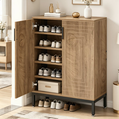 Ce meuble à chaussures pratique et cette étagère à chaussures de hall d'entrée sont dotés d'une grande capacité de rangement, vous aidant à ranger soigneusement toutes sortes de chaussures à la maison.
