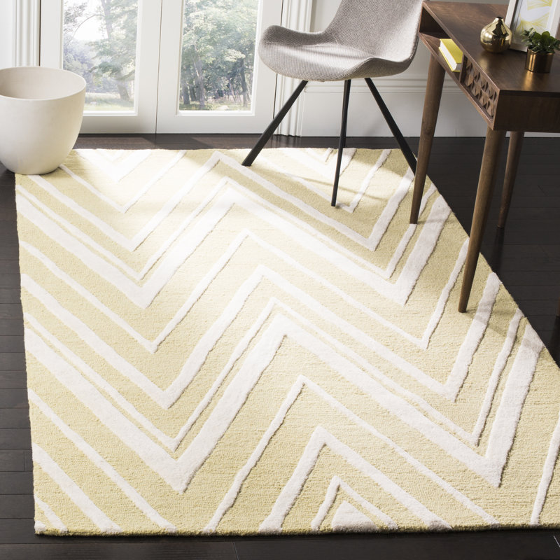 Stephen Chevron Wool Hand Woven Area Rug, Rectangle 122 x 183 cm
