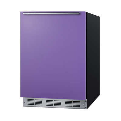 Summit Appliance 5.5 Cubic Feet Freestanding Mini Fridge