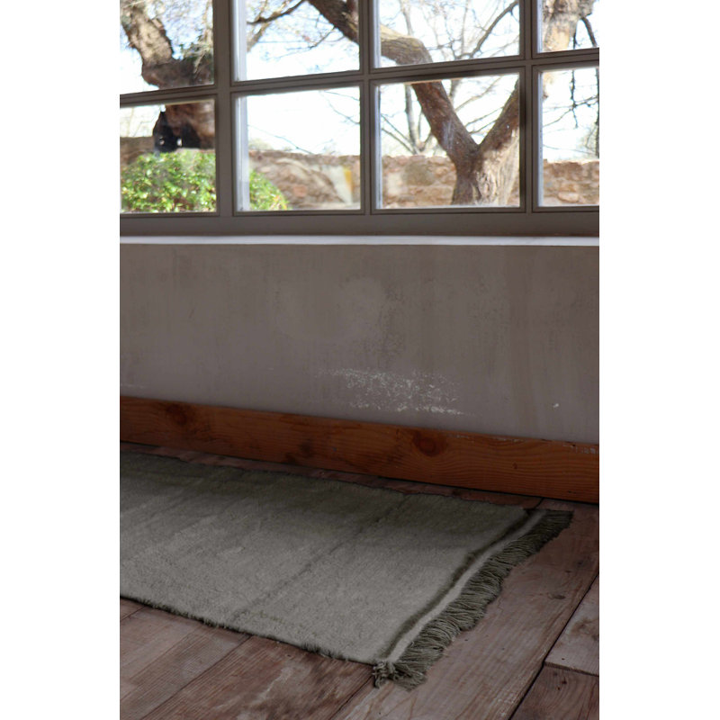 Sheep Of The World Hand Tufted Wool Area Rug in Sheep Gray, Rectangle 4' x 5'7"