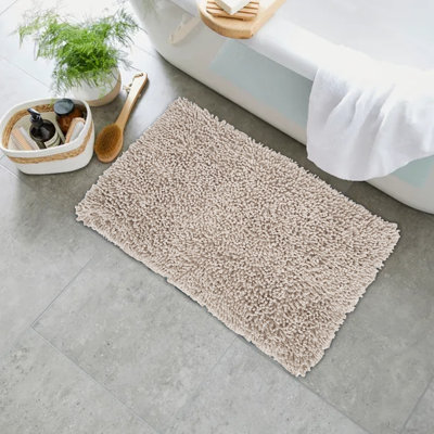 Hayworth Plush Cotton Bath Mat