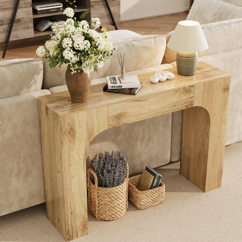 Console 47 po Farmhouse, table d'entrée étroite en bois derrière le canapé, Chêne
