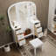 Coiffeuse blanche avec miroir triple, 6 tiroirs, tabouret rembourré et miroir pleine longueur, idéale pour une chambre ou une salle de bain.