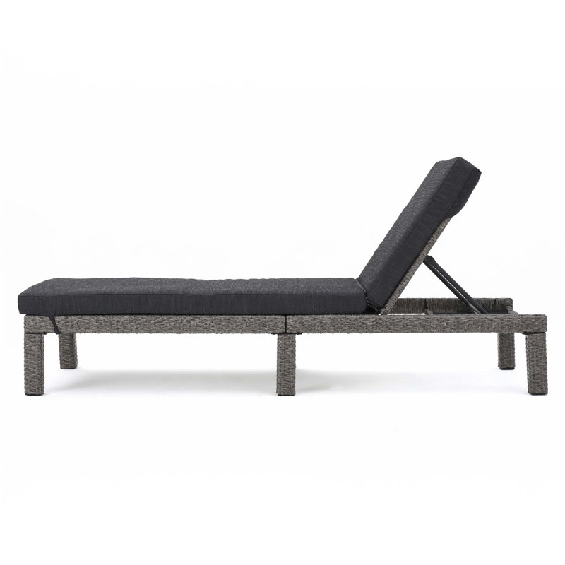 Chaise longue