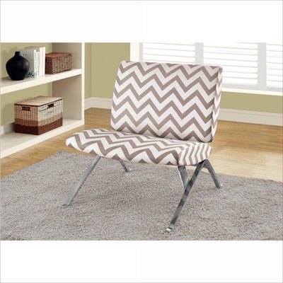 Fauteuil de chambre contemporain sans accoudoirs, tissu d'ameublement beige chaud avec structure en métal chromé