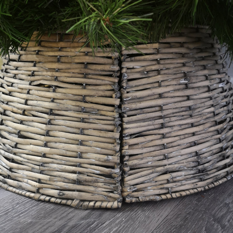 Tree Skirt