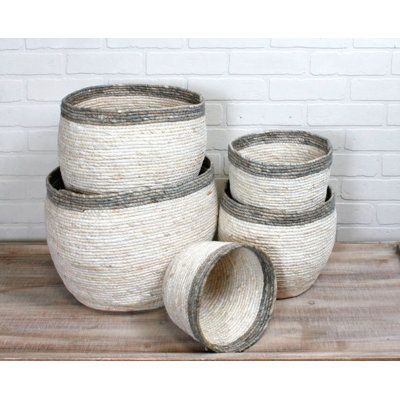 Dakota Fields Kiawah Wicker Decorative Basket
