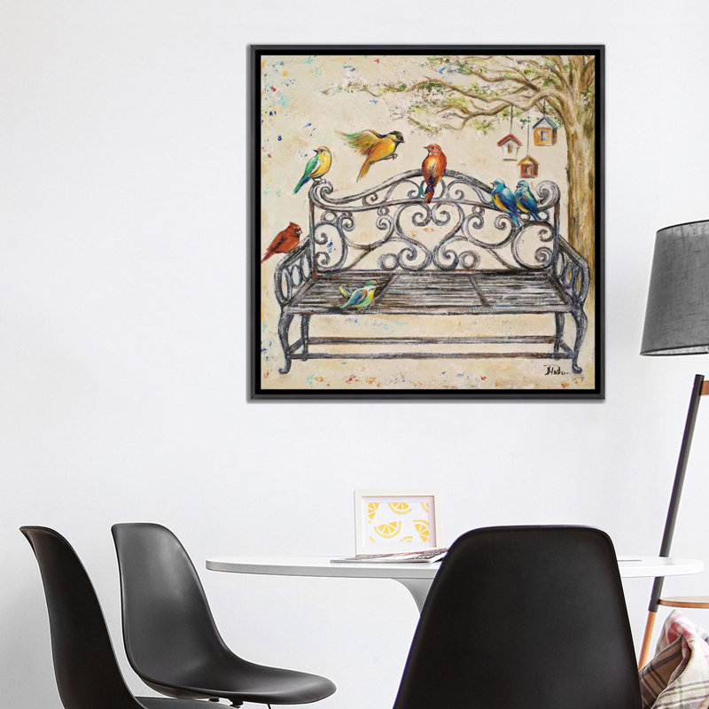 "Birds on the Bench" par Patricia Pinto, impression, Pas de tapis, H 37 po x l 37 po x P 1,5 po, Toile avec cadre noir patiné