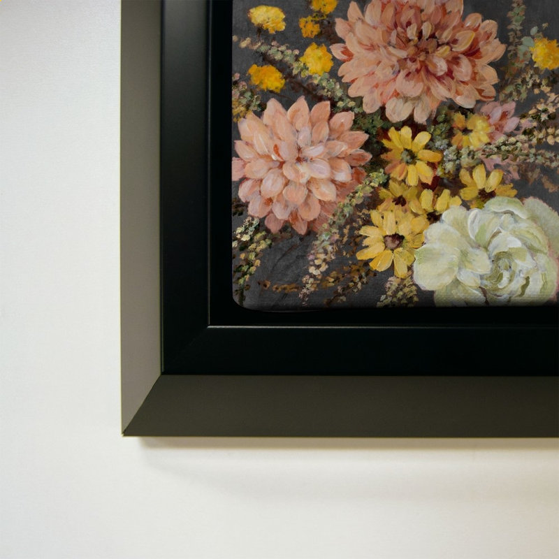 «Daises and Dahlias on Black» par Lanie Loreth - impression sur toile