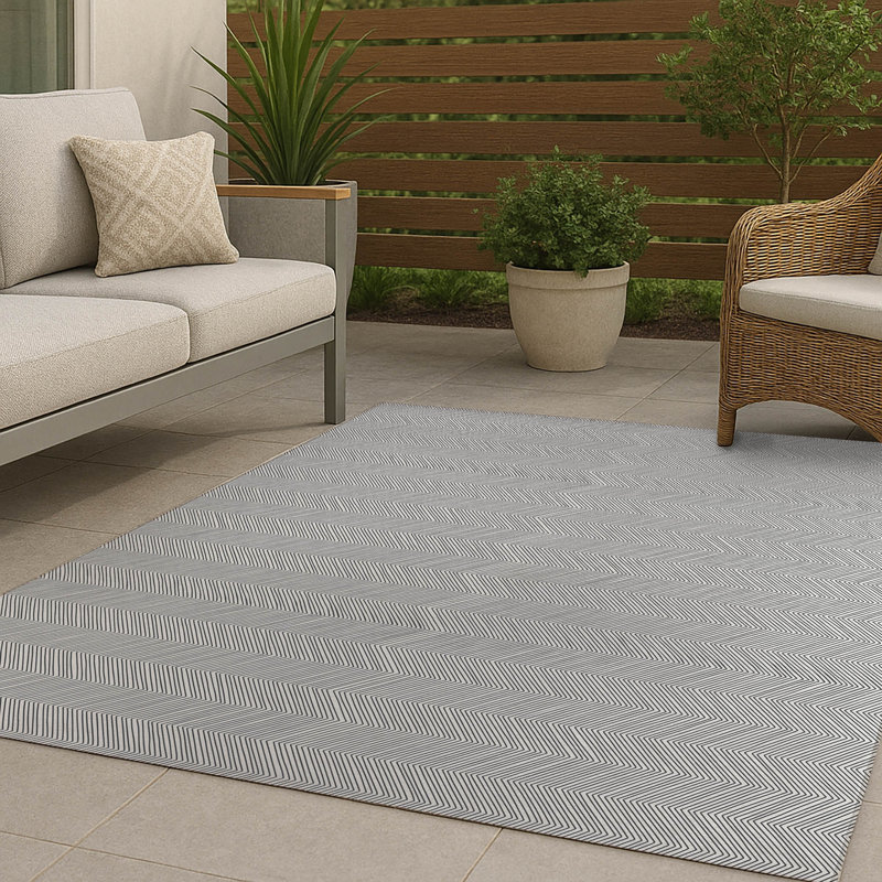 Chevy Thin Non-Slip Outdoor Rug, Rectangle 5' x 7'
