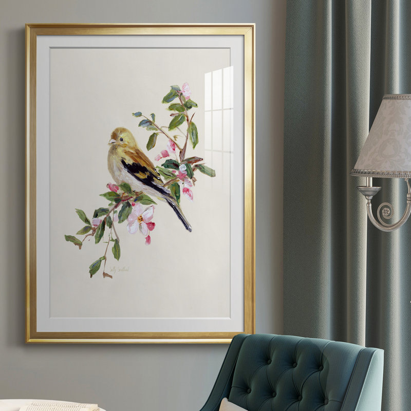 Spring Spring Pine Grosbeak - peinture encadrée, H 26,5 po x l 36,5 po x P 1,5 po, Or