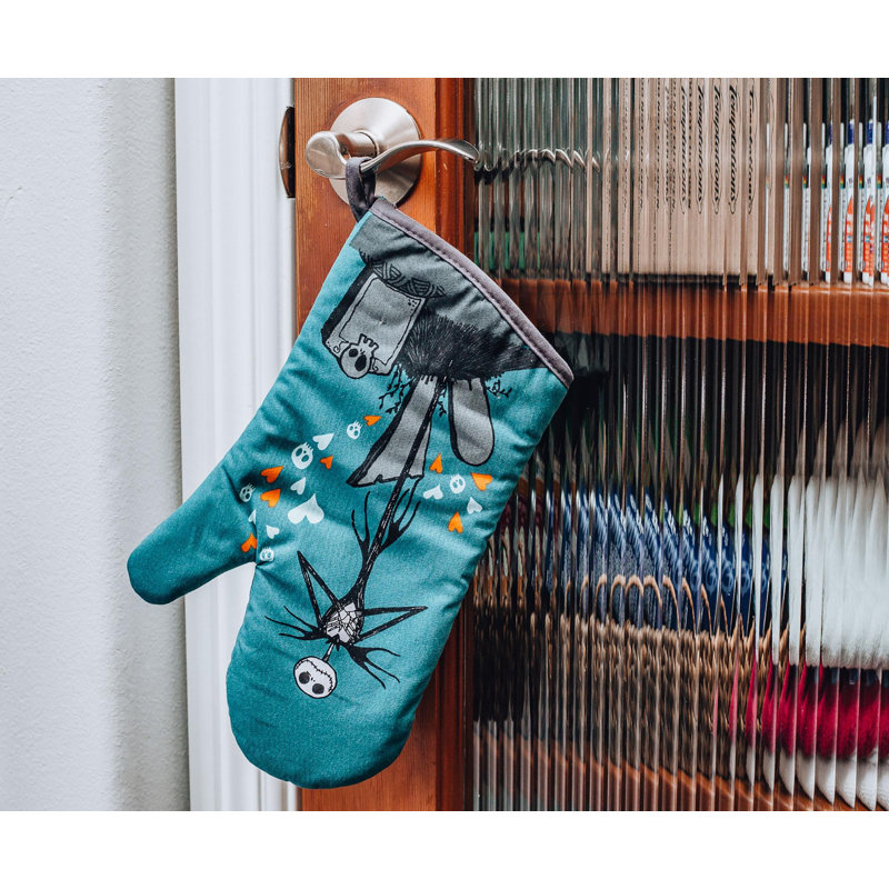 Ukonic Oven Mitt