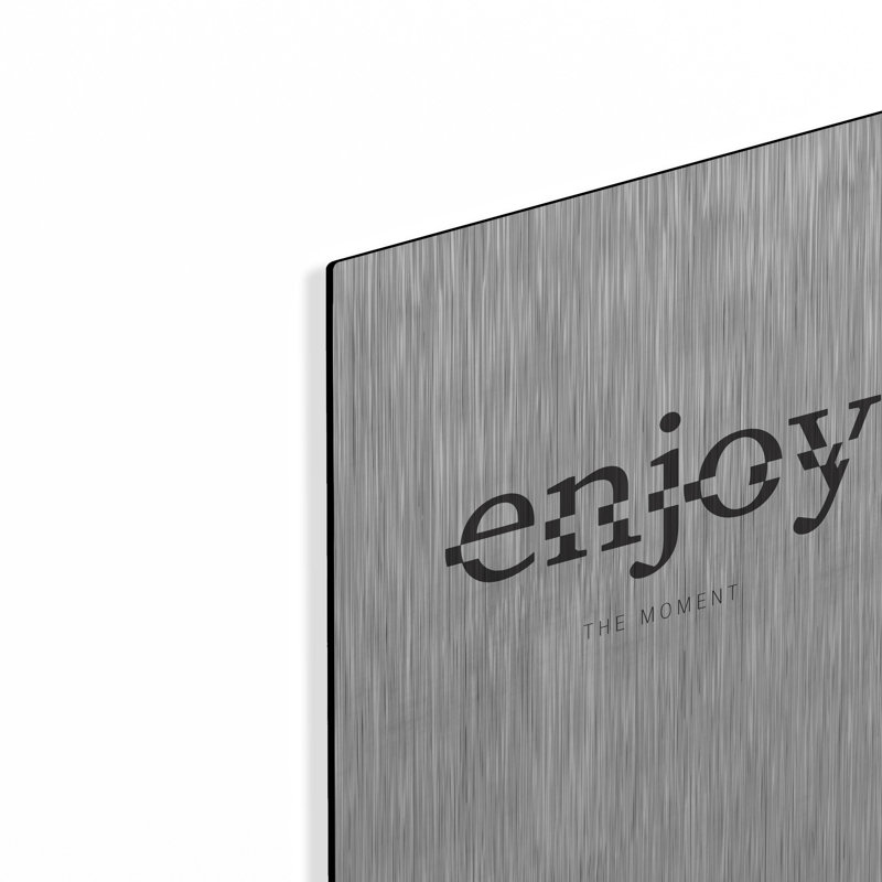 «Enjoy» par Typelike, art mural en métal, H 16 po x l 12 po