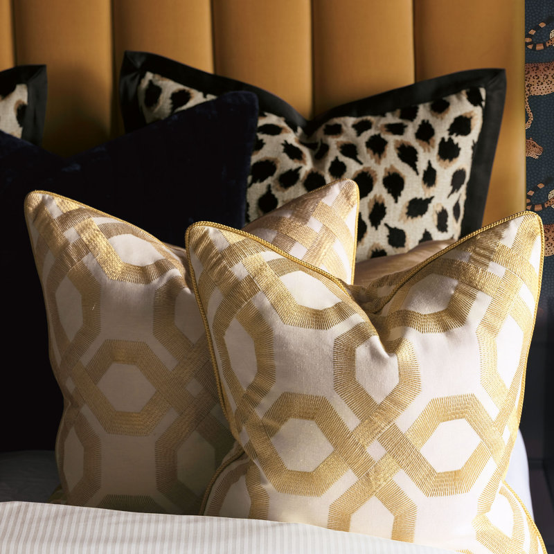 Luxe Linen Square Pillow Cover & Insert