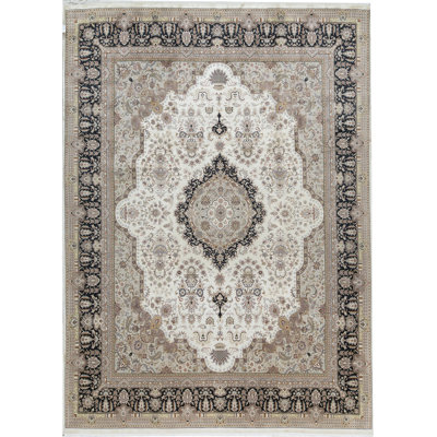 Tapis ivoire noué à la main de haute qualité