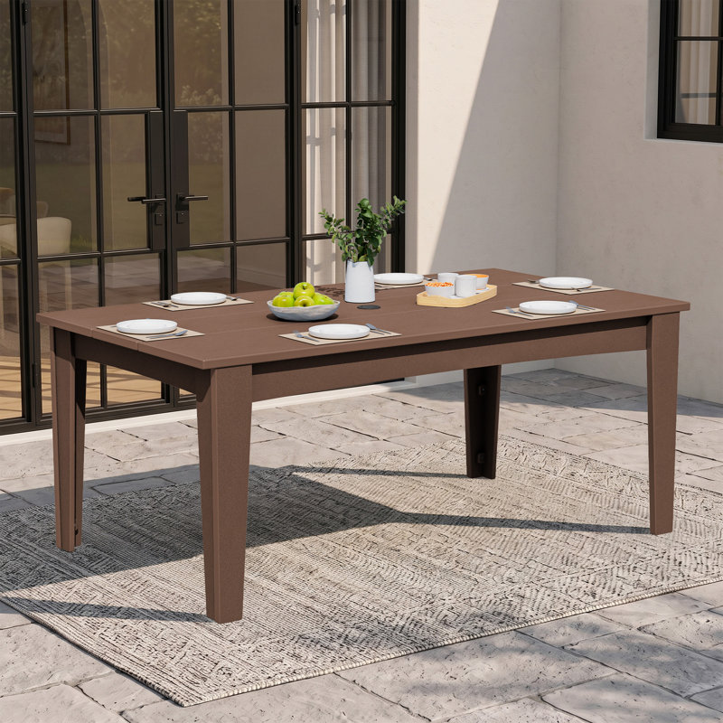 Table de salle à manger d'extérieur rectangulaire Planta 70 po (178 cm) de largeur en PEHD avec trou pour parasol, Brown