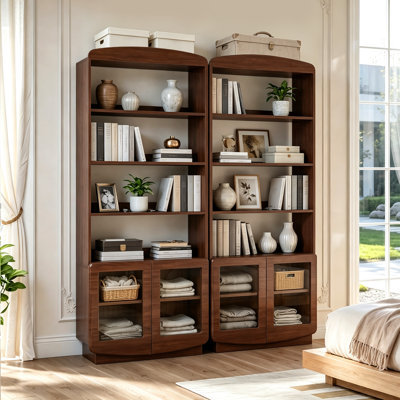 Bibliothèque de 75,5 po de hauteur en noyer foncé avec tablettes ouvertes et portes d'armoire en verre trempé